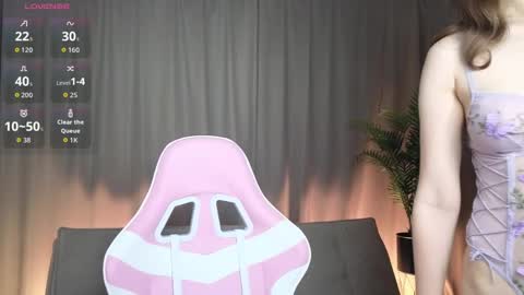 reidnox online show from April 10, 8:24 pm