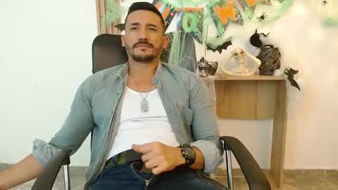   REIKO  online show from October 14, 8:23 pm