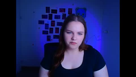 Reina online show from April 9, 6:19 am