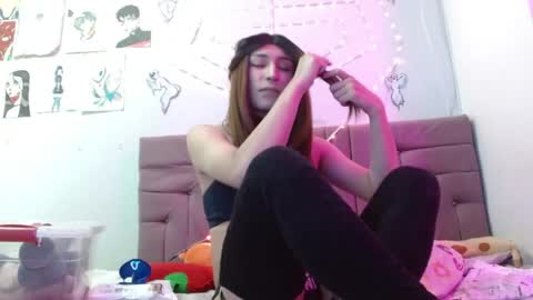 reiv_femboy online show from April 30, 5:56 am