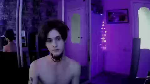 RemiTrash online show from September 19, 7:23 am