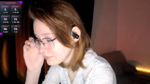 Claire online show from May 10, 6:25 pm