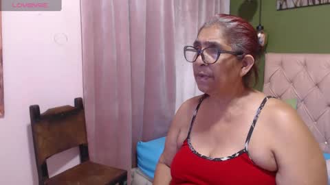 renata_milf_ online show from September 27, 3:43 pm