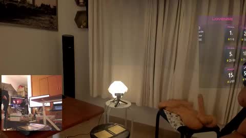 Snapshot of renattacruz chatting on November 2, 12:32 am renattacruz online show from November 2, 12:32 am