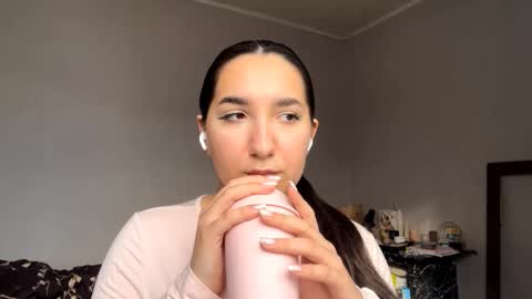 Olivia online show from March 16, 11:03 am