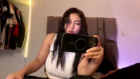 Snapshot of rexaybladee chatting on October 11, 8:23 pm Rexa y blade  online show from October 11, 8:23 pm