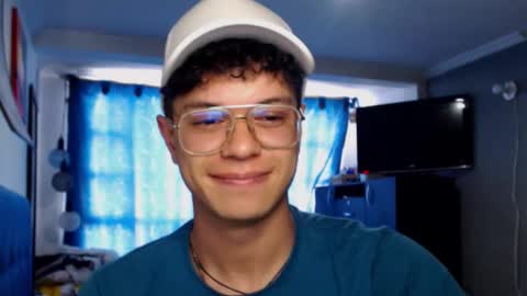 Rex online show from March 8, 8:02 pm