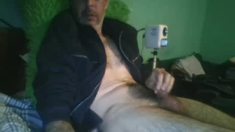 reyes_albert2006 online show from February 17, 12:49 pm