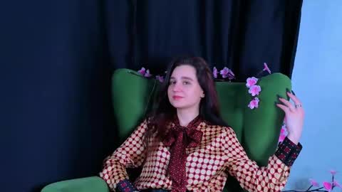 reynaedge online show from June 3, 2:33 pm