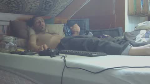 rhumgom40 online show from March 8, 1:14 pm