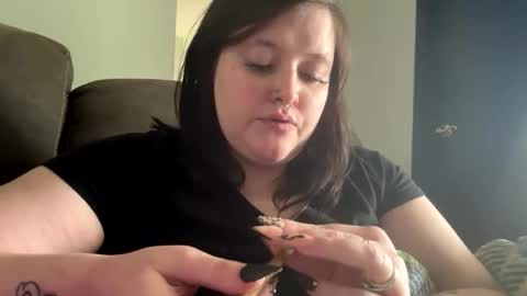 riah_babbie online show from May 15, 5:20 pm