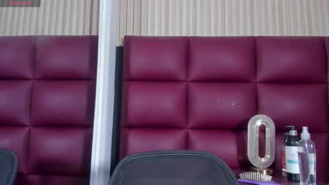 Riana online show from November 15, 6:48 am