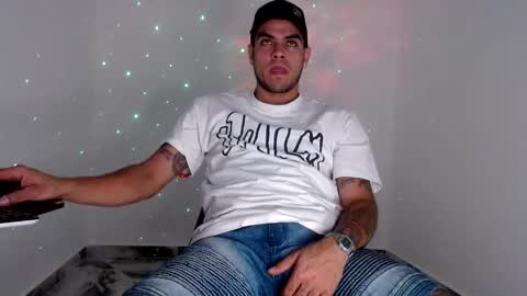 juan online show from December 13, 8:04 pm