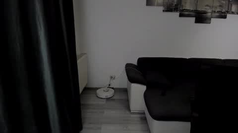 RichardDarell online show from November 1, 5:28 am