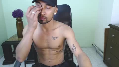 Richard online show from March 3, 12:23 pm