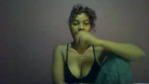 ricie001 online show from April 22, 9:05 am