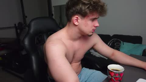 RICKY BECKO online show from March 8, 10:25 pm