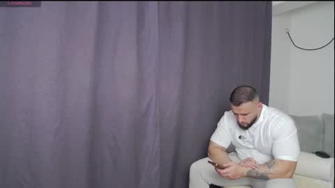 rickymiami1 online show from February 26, 8:12 pm