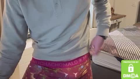 pukwillems online show from February 15, 11:20 am