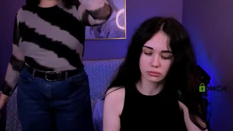 Meow online show from November 4, 8:32 pm