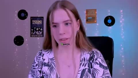 Rina online show from June 5, 7:36 am