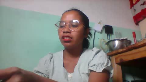 rinah856024 online show from April 18, 8:27 am