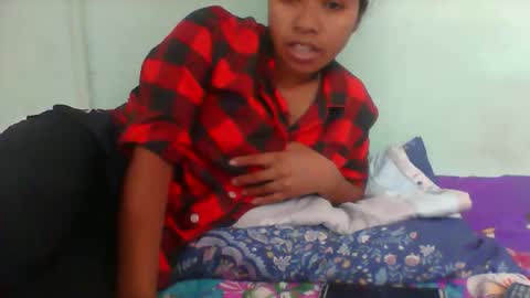 rinah856024 online show from September 22, 9:13 am