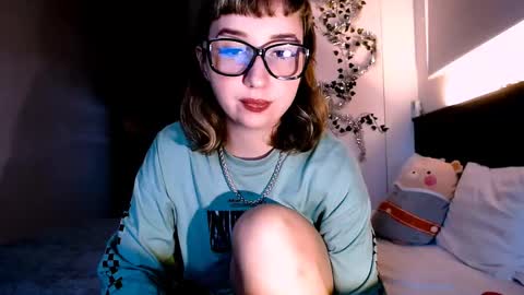 Snapshot of riri_rich chatting on December 29, 4:38 am Rita online show from December 29, 4:38 am