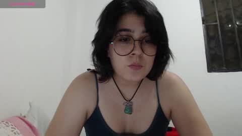 PeachSalinger online show from September 9, 3:17 am