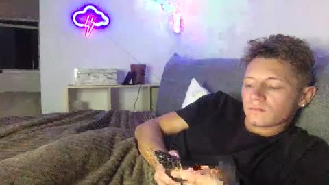 RoastingCorn online show from January 9, 6:27 am