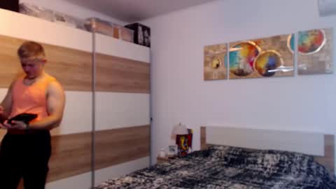 robbyshawz online show from November 10, 11:46 am