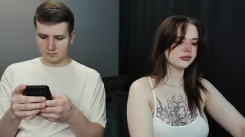 Lisa and Robert  i am online all days 900 am GMT3   online show from February 17, 10:49 pm