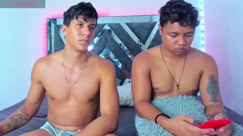 Robert Miller And Mael Thompson  online show from February 27, 4:57 am