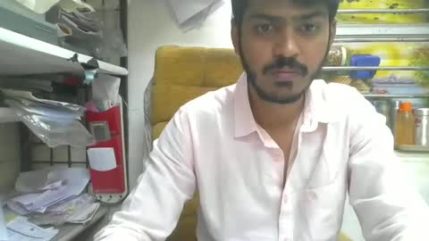 Snapshot of robertsalia220 chatting on February 14, 9:56 am Robertsalia online show from February 14, 9:56 am