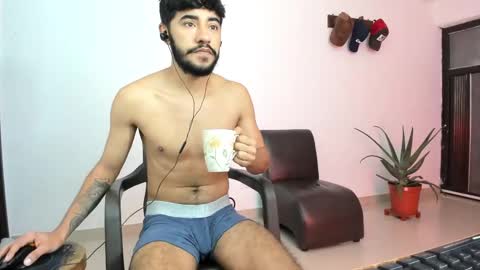 roberx_12 online show from February 17, 11:02 am