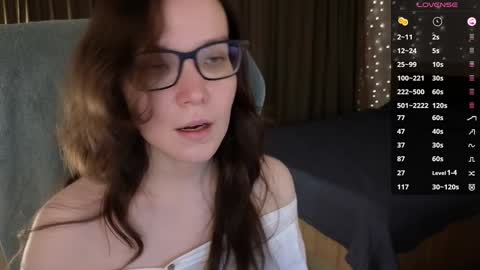 Snapshot of robin_gal chatting on February 26, 1:03 am Robin online show from February 26, 1:03 am