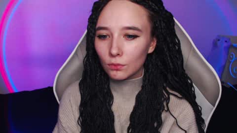 Robin your online show from February 3, 11:09 am