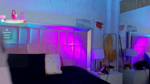 robin D online show from March 8, 12:31 pm