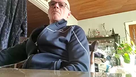 Snapshot of robke1966 chatting on January 13, 10:14 am robke1966 online show from January 13, 10:14 am