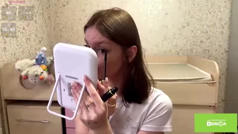 robynsentinella online show from March 19, 2:17 am