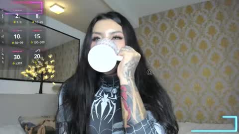 Samantha Estephania  online show from March 18, 5:46 am