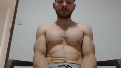 rocky muscle online show from January 14, 5:32 pm