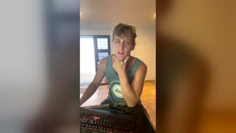 rodofra online show from February 24, 3:48 pm