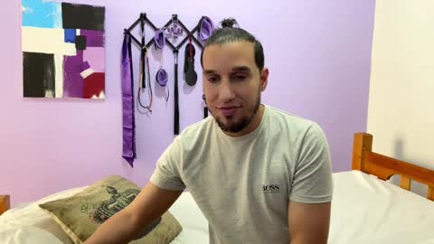 Thiago independent model online show from February 2, 8:41 pm