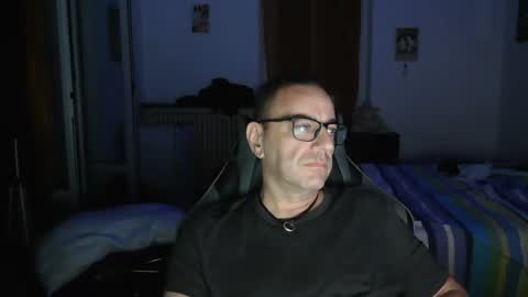 rogerrabbit2023 online show from September 17, 10:24 pm