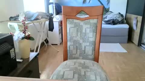 rolandloser1000 online show from February 18, 9:54 am