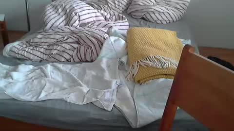 Tom online show from December 7, 2:19 pm