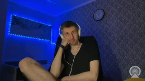 roma305991 online show from April 29, 7:08 pm