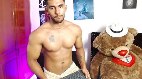 Roman online show from March 10, 9:40 pm