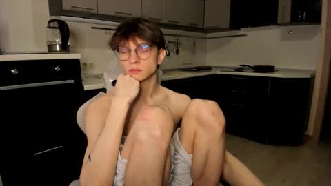 Romeo online show from November 8, 6:05 am